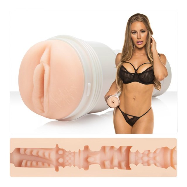 Fleshlight Girls Nicole Aniston Fit  -  Masturbator